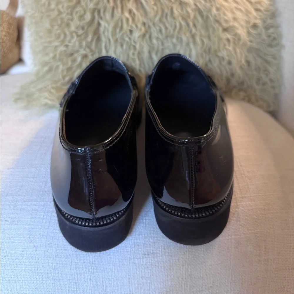 Paul Green  Men’s  Patent Leather Loafer Oxford Size 6 1/2‎